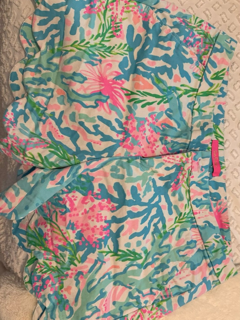 Lilly Pulitzer Pink, Aqua & Green Coral-Print Scalloped Shorts